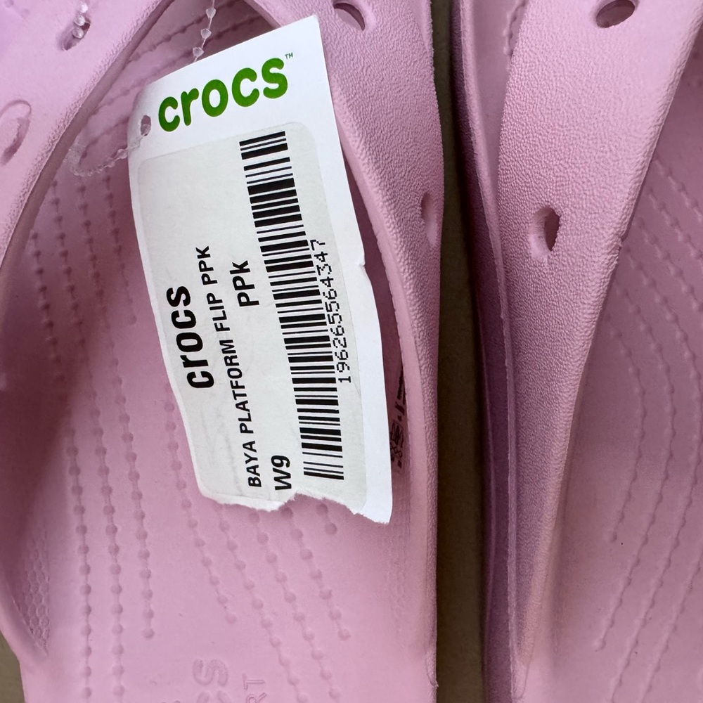CROCS Women’s Baya Platform Ionic Comfort Flip Flops Size 9 Pink NWT - Picture 7 of 7